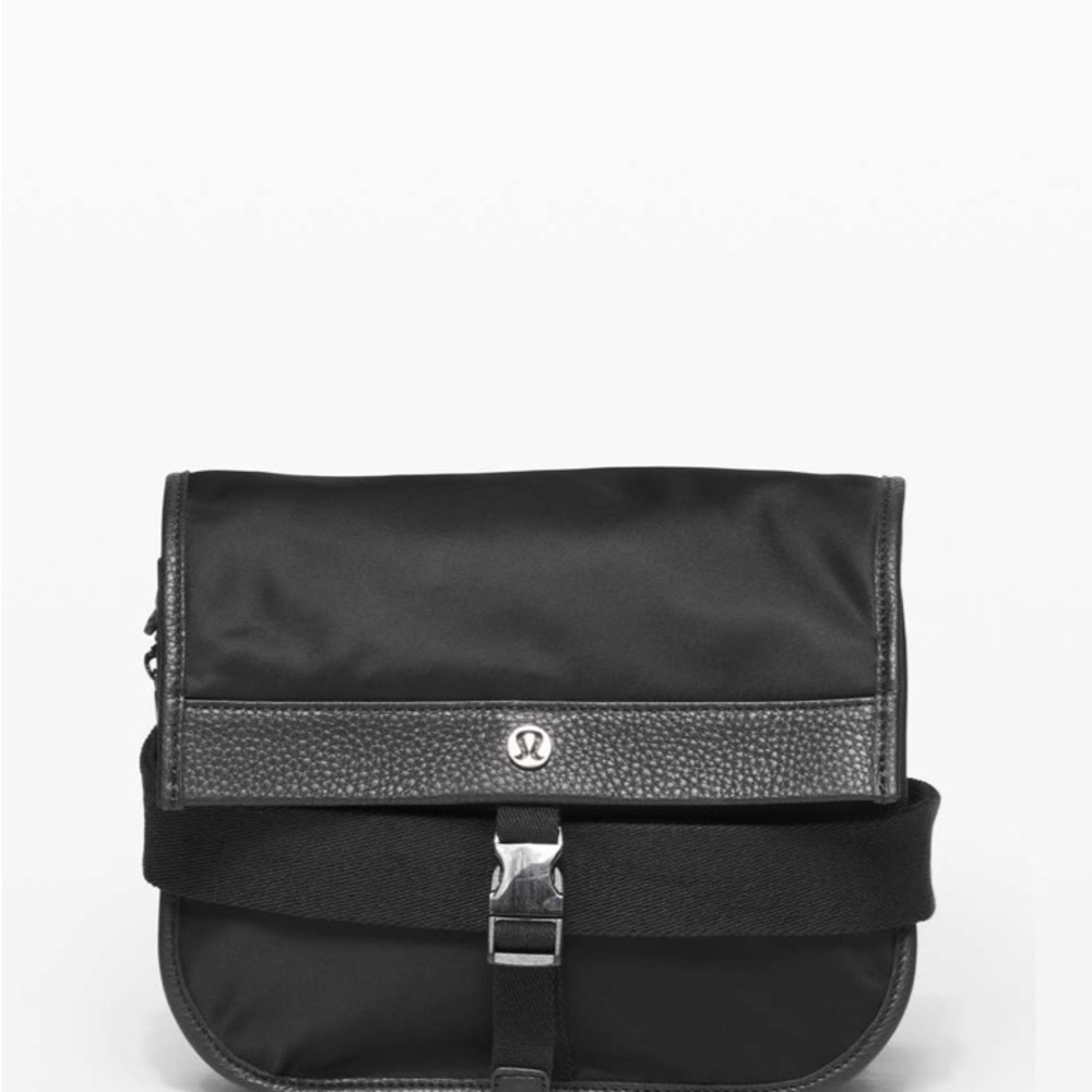 Lululemon now and always and always Crossbody tote 5L black